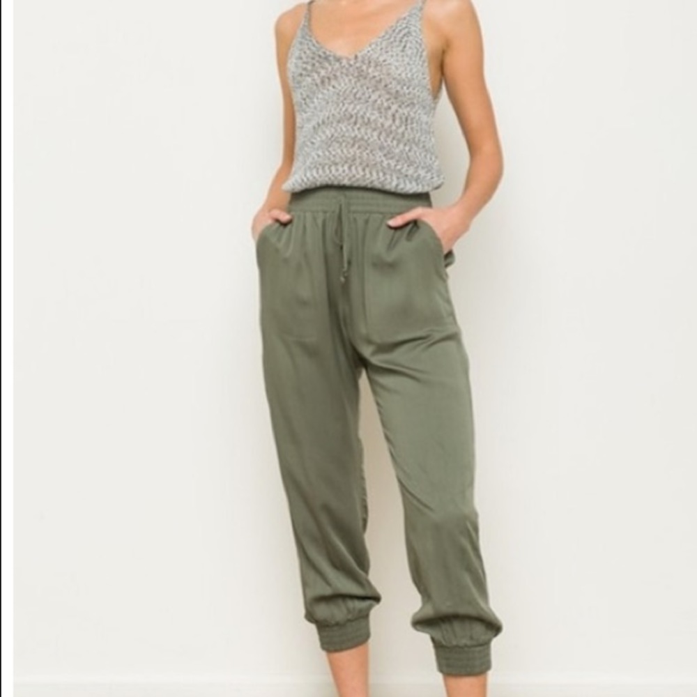 🆕 Hem & Thread Joggers